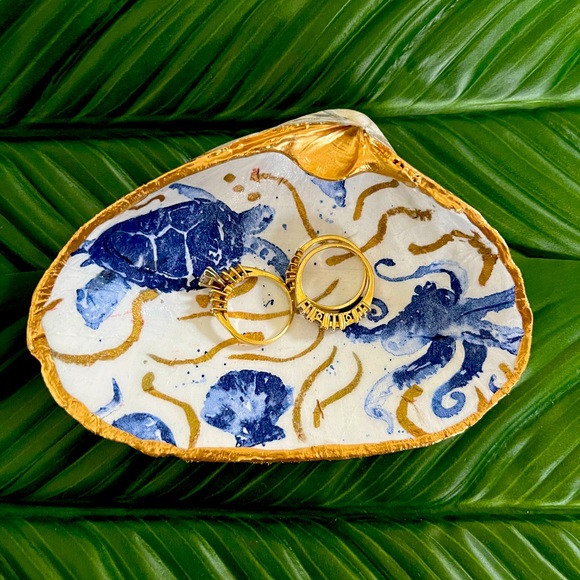 Handmade Decorative Shells - Picture 3 of 14